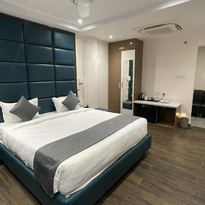 Hotel Royal Tela Plaza Near Igi Airport Delhi